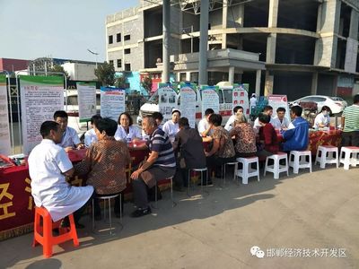 服務(wù)為民，健康有我——我區(qū)“服務(wù)百姓健康行動”大型義診活動紀(jì)實